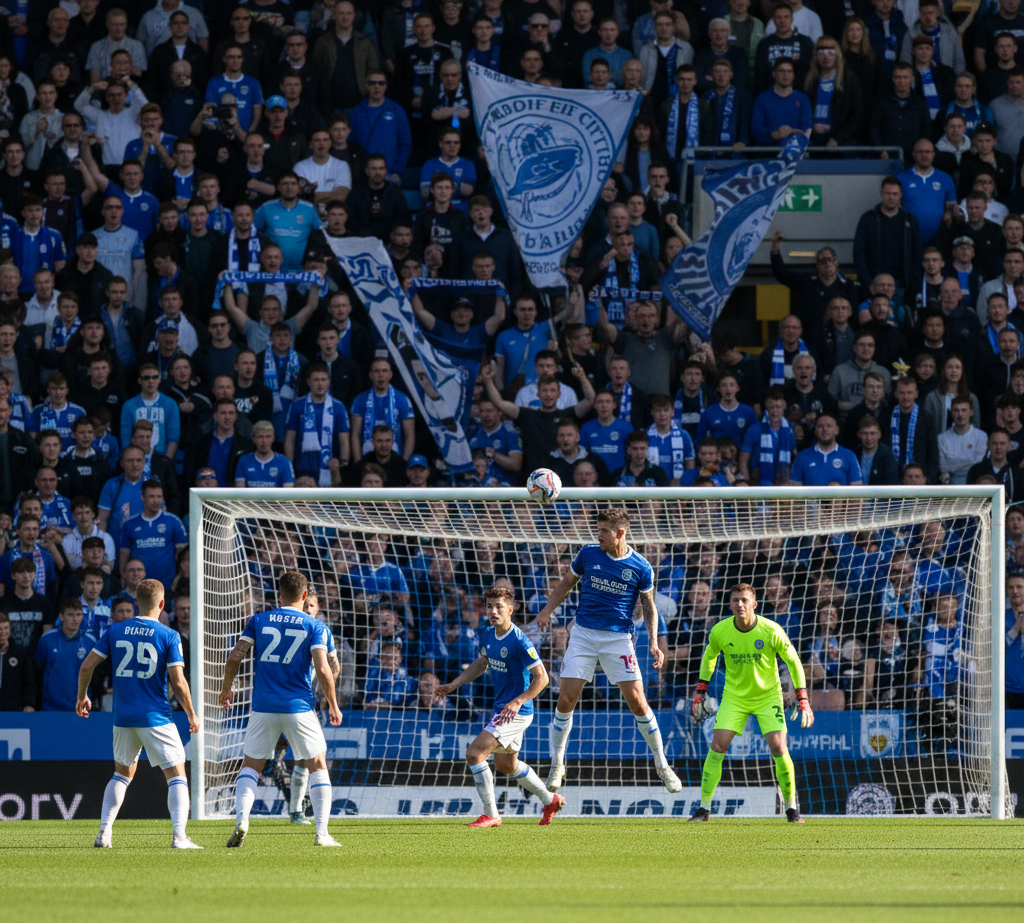 Posiciones de Cardiff City Football Club